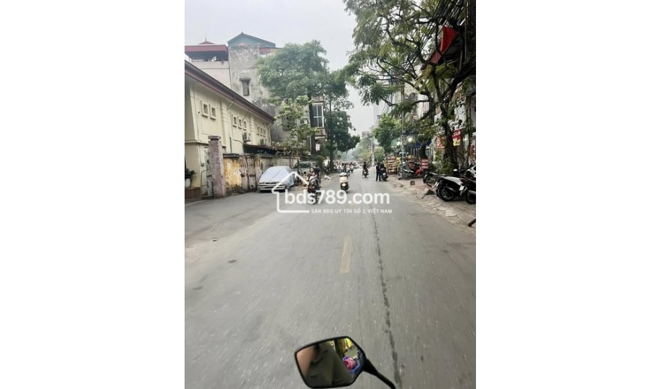 Bán Nhà 5 Tầng Nguyễn Viết Xuân, Hà Đông – 31m², Thang Máy, 2 Mặt Thoáng, Gần Ô Tô – Giá Tốt 7.6 Tỷ